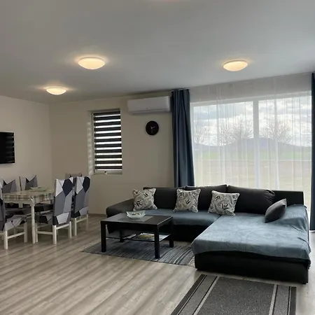 Petra Vendeghaz Apartment Tapolca
